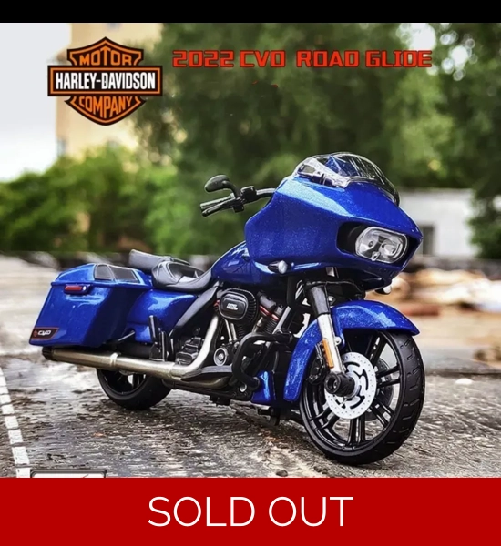Harley Davidson 2022 CVO Road Glide 1/18 Diecast